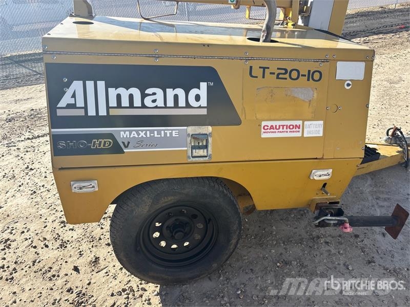 Allmand Maxi-Lite V Series Rasvjetni tornjevi