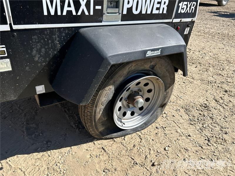 Allmand Maxi-Power 15XR 15 kW Light Tower Tour d'éclairage