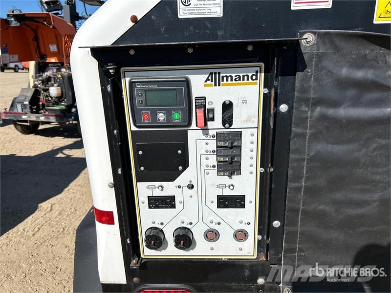 Allmand Maxi-Power 15XR 15 kW Light Tower Tour d'éclairage