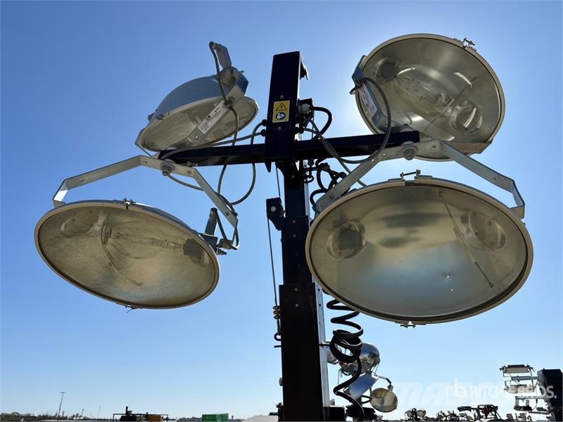 Allmand Night-Lite V-Series NLV 8 kW Light Tower (Inoperab Осветительные установки