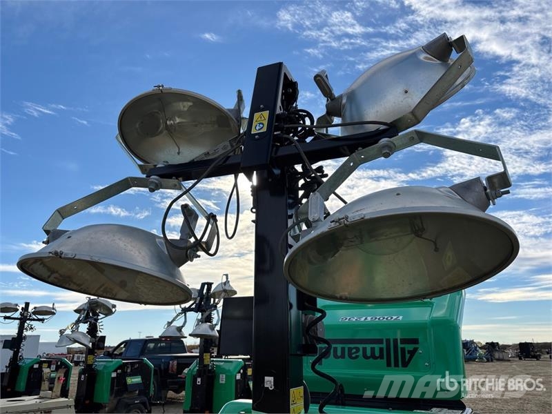 Allmand NLV-K1005C 6 kW Light Tower 照明燈