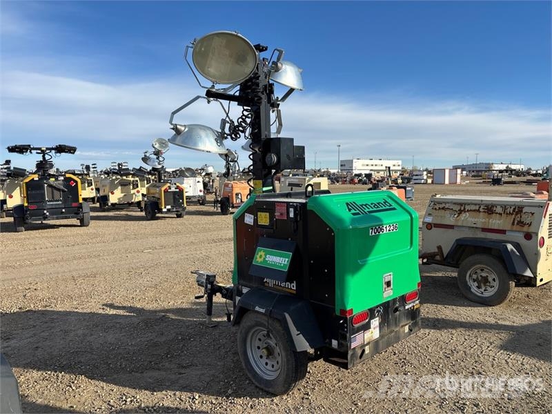 Allmand NLV-K1005C 6 kW Light Tower 照明燈