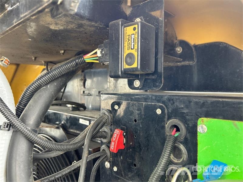 Allmand Rig Spec V-Series 20 kW Light Tower أبراج خفيفة