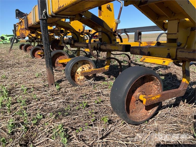 Alloway 2030 24 ft 3-Point Hitch Row Crop Cultivator Unidades/ Máquinas de processamento e armazenamento de colheitas - Outros