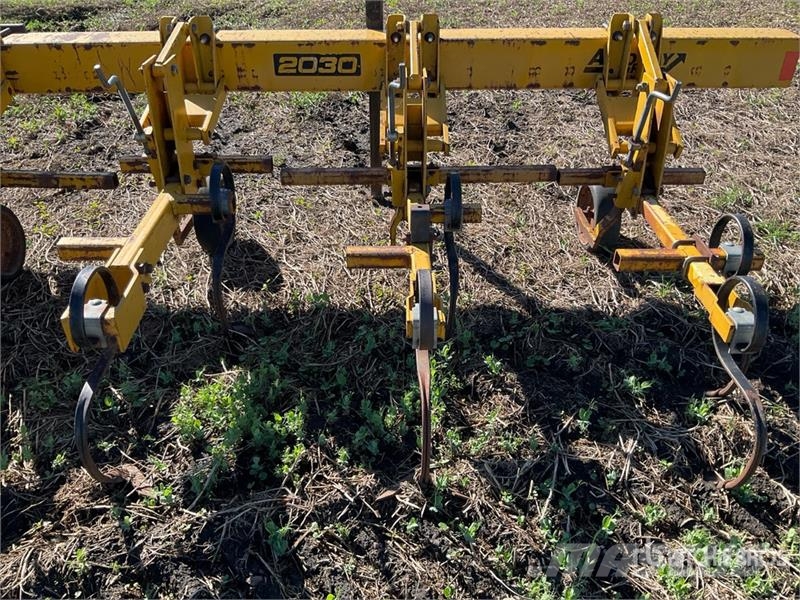 Alloway 2030 24 ft 3-Point Hitch Row Crop Cultivator Unidades/ Máquinas de processamento e armazenamento de colheitas - Outros