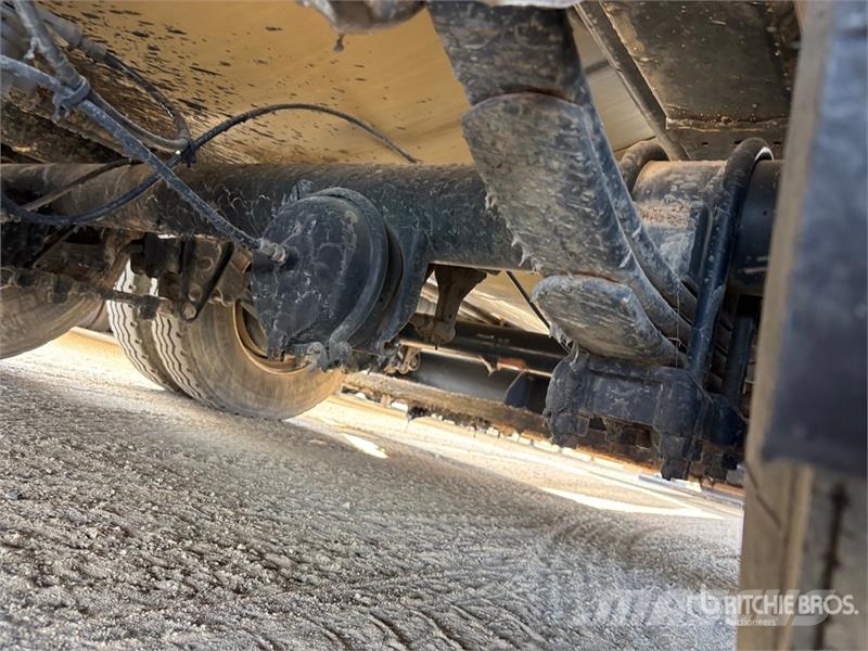 Almix Tri/A 20000 gal Asphalt Tank Trailer مقطورات ذات صهاريج