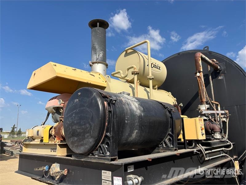 Almix Tri/A 20000 gal Asphalt Tank Trailer مقطورات ذات صهاريج