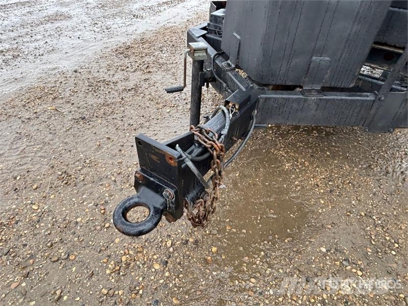 Altec DRM12 Tow-Behind Wood Chipper Fa aprítók