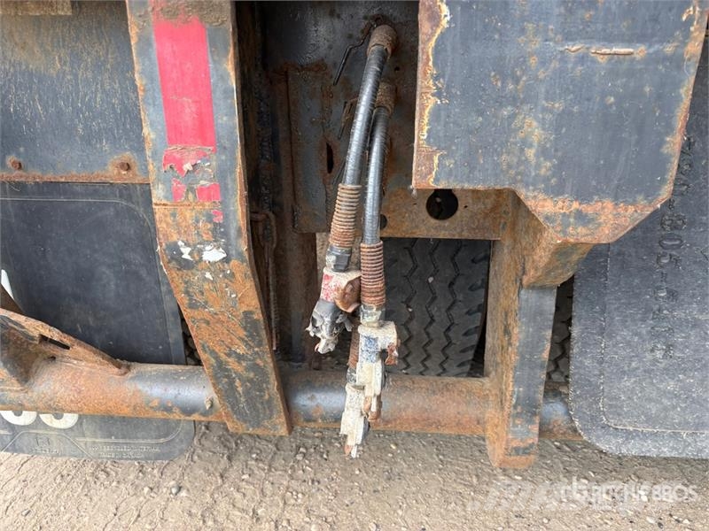 Altek 52 ft 24-Wheel Flatbed Oilfield Trailer معدات التجهيز