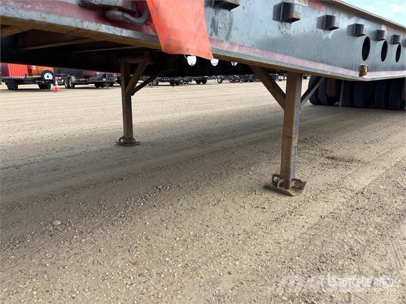 Altek 52 ft 24-Wheel Flatbed Oilfield Trailer معدات التجهيز