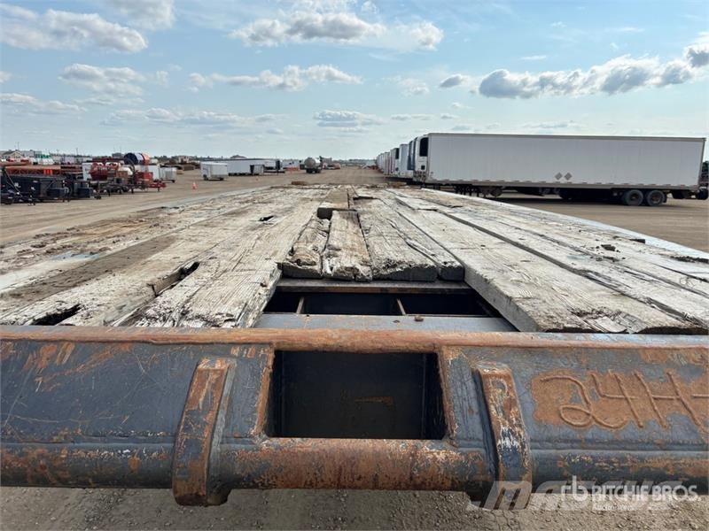 Altek 52 ft 24-Wheel Flatbed Oilfield Trailer معدات التجهيز