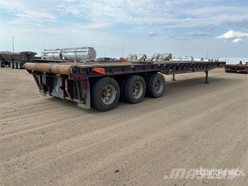 Altek 52 ft 24-Wheel Flatbed Oilfield Trailer معدات التجهيز