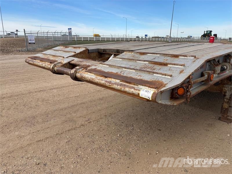 Altek 53 ft Tri/A Folding Neck Trailer Низкорамные прицепы