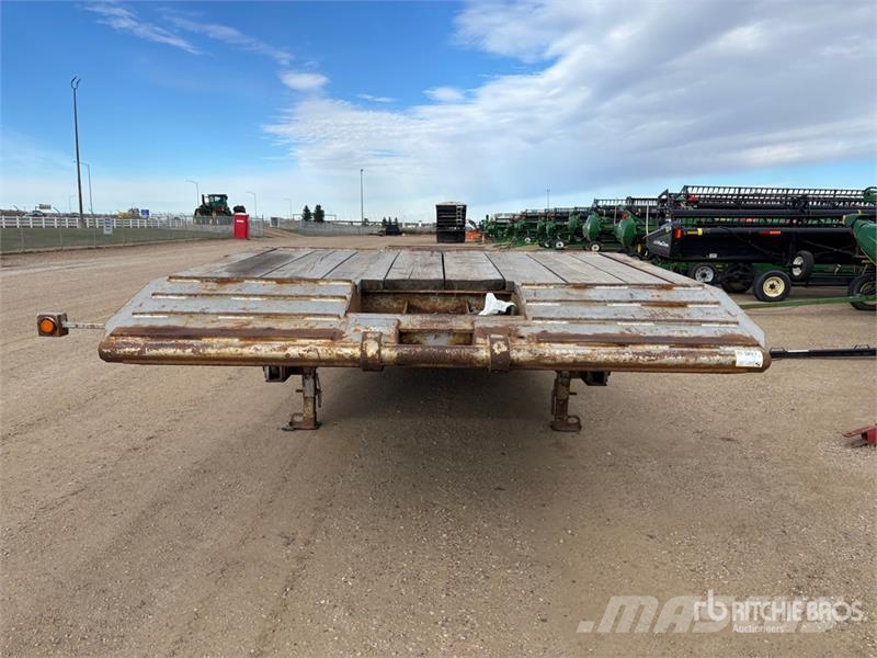 Altek 53 ft Tri/A Scissorneck Folding Neck Trailer 平板拖车