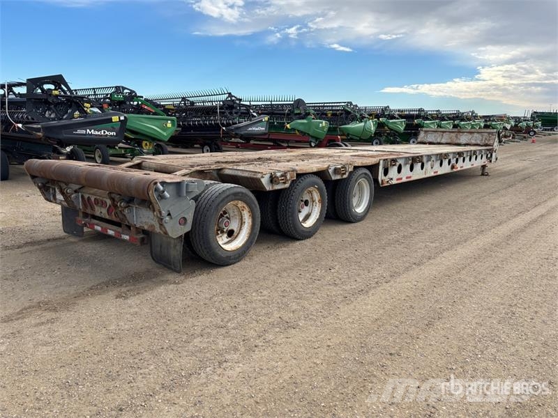 Altek 53 ft Tri/A Scissorneck Folding Neck Trailer 平板拖车