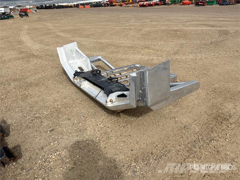 Aluminum Bumper معدات النقل - غير ذلك