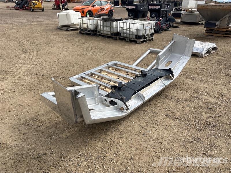 Aluminum Bumper معدات النقل - غير ذلك