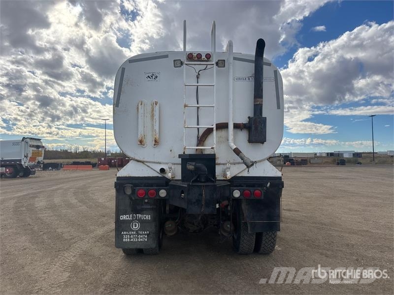 AM General M916 100 bbl 6x6 Water Truck Vesisäiliöautot