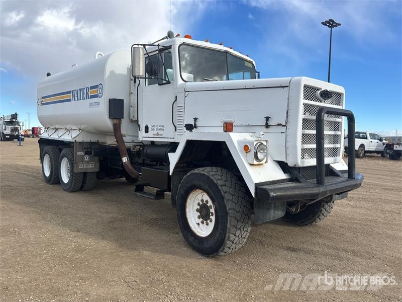 AM General M916 100 bbl 6x6 Water Truck Vesisäiliöautot