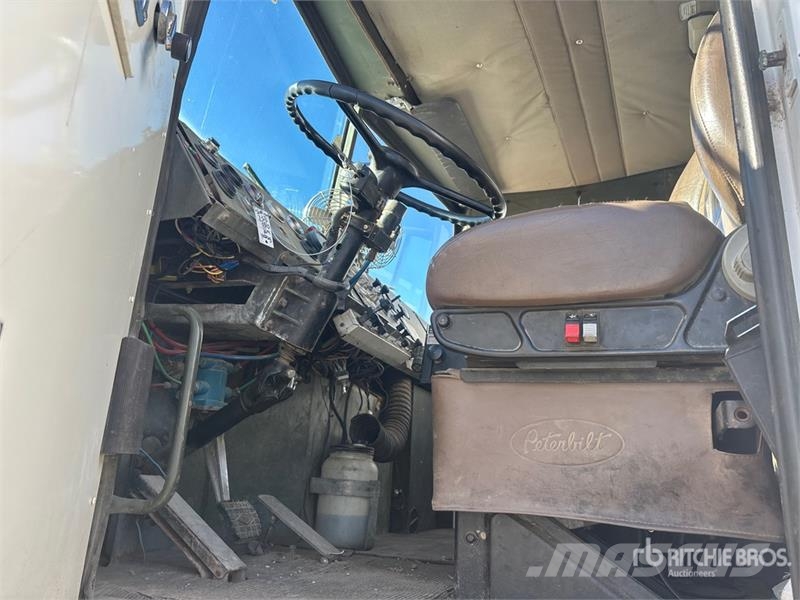 AM General M916 100 bbl 6x6 Water Truck Vesisäiliöautot