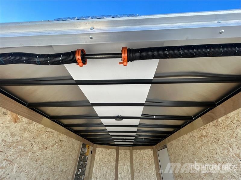 American Cargo 13 ft T/A Enclosed Trailer (Unused) Sanduk prikolice