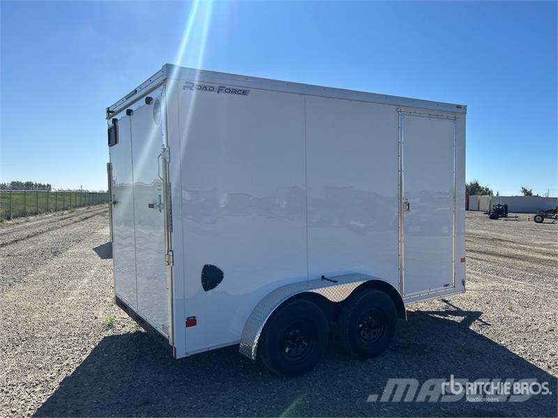American Cargo 13 ft T/A Enclosed Trailer (Unused) Sanduk prikolice