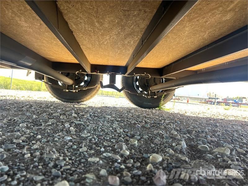 American Cargo 13 ft T/A Enclosed Trailer (Unused) Sanduk prikolice
