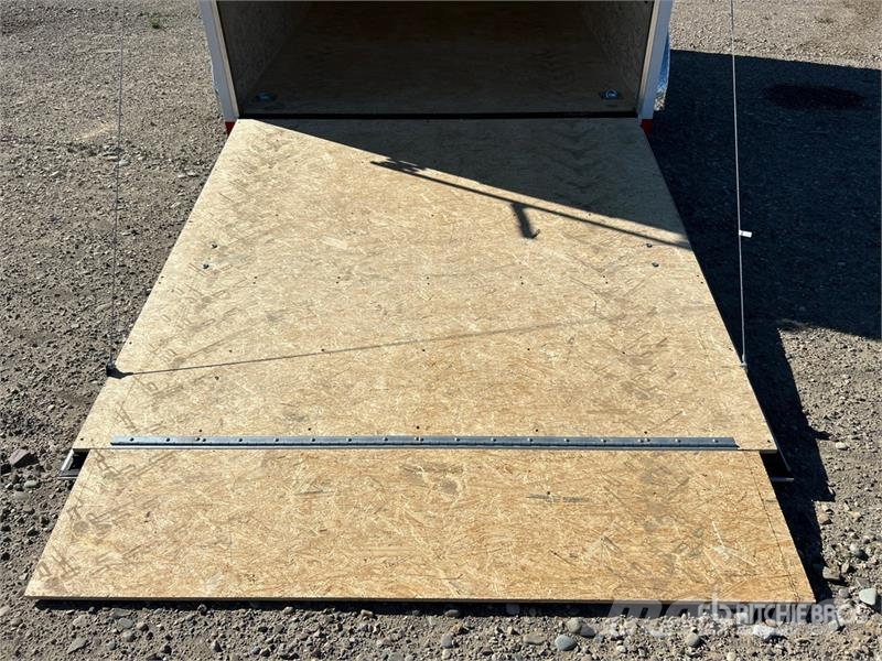 American Cargo 13 ft T/A Enclosed Trailer (Unused) Sanduk prikolice