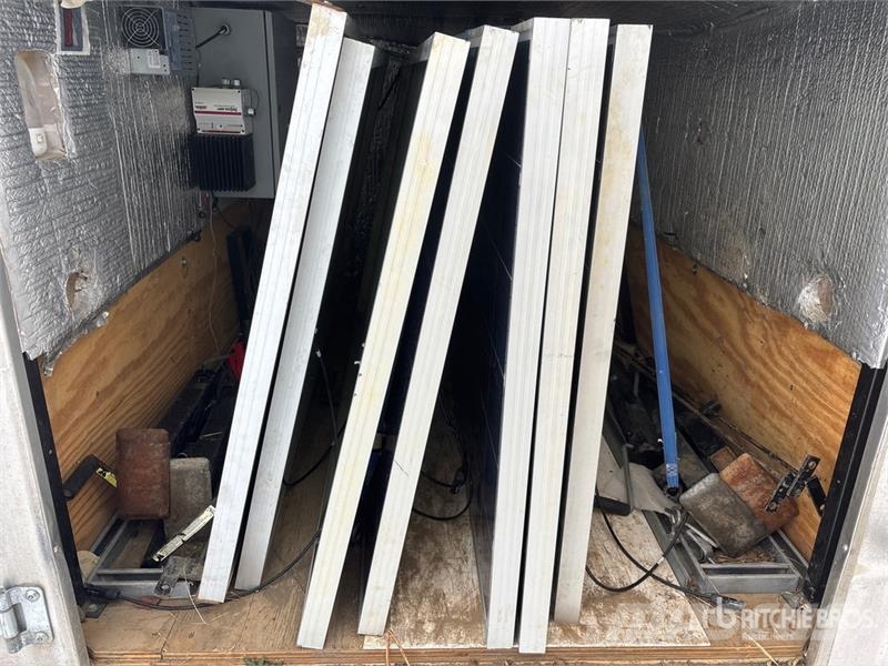 American Hauler Solar Light Tower Light towers