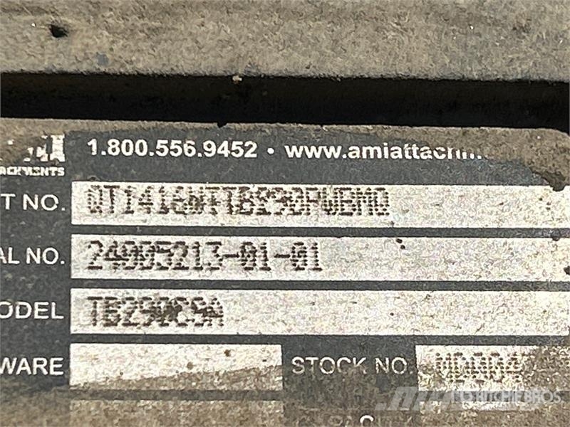 AMI 18DB50 18 in Q/C Digging Excavator Bucket Skuffer