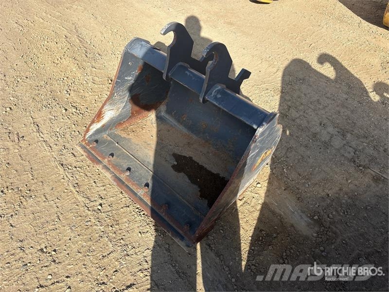 AMI 36CB50 36 in Q/C Cleanup Excavator Bucket Skopor