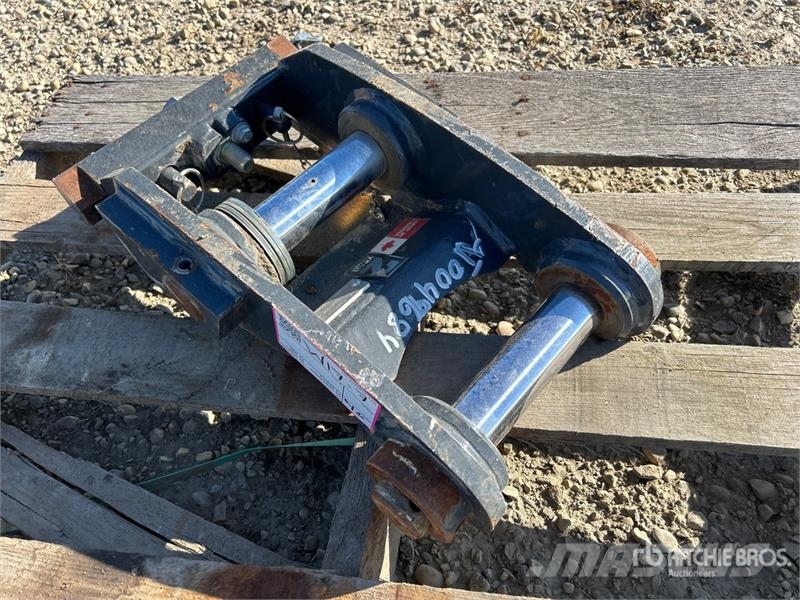 AMI QC50 12 in Excavator Coupler Brze spojnice
