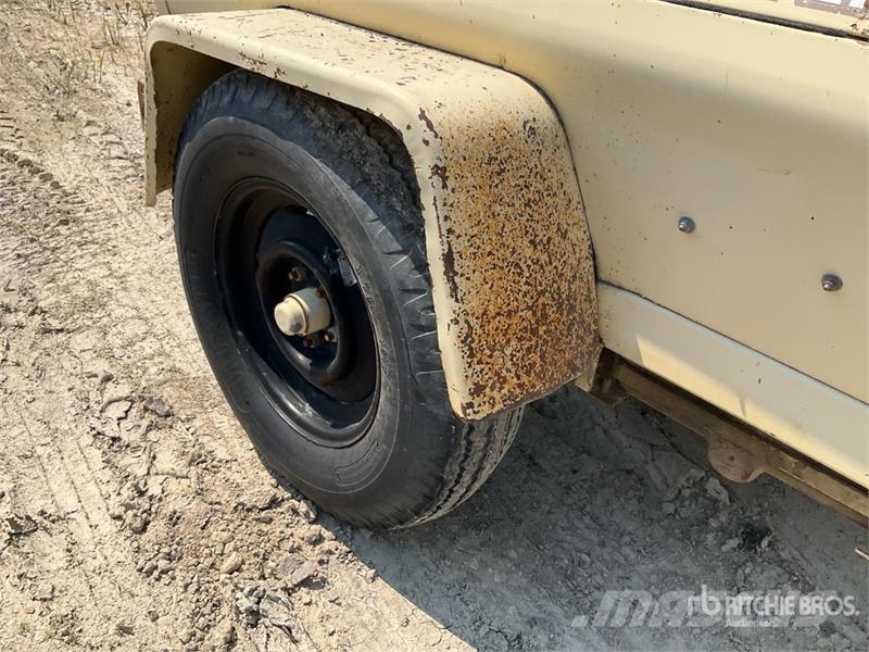 Amida LT5000 أبراج خفيفة