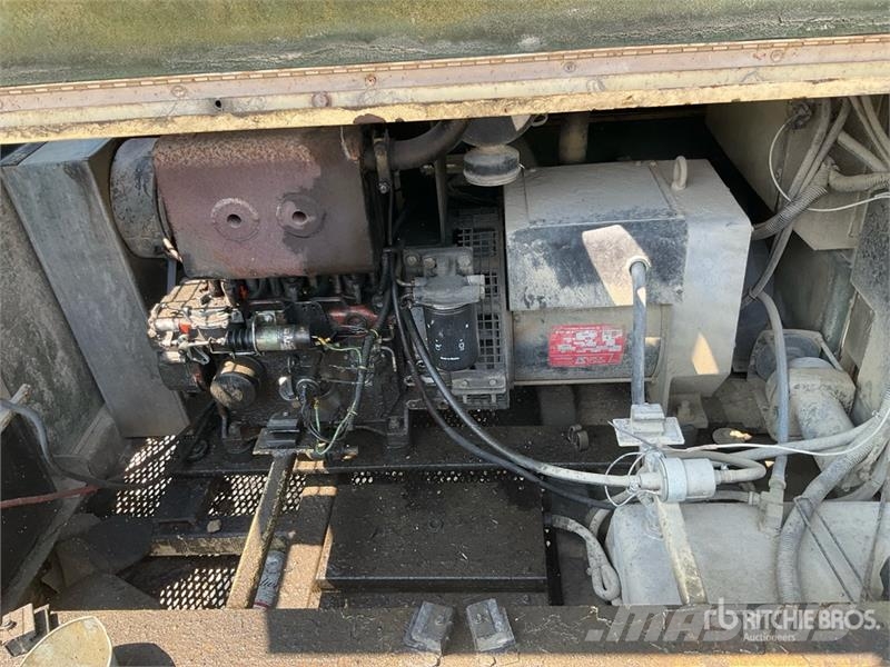Amida LT5000 أبراج خفيفة
