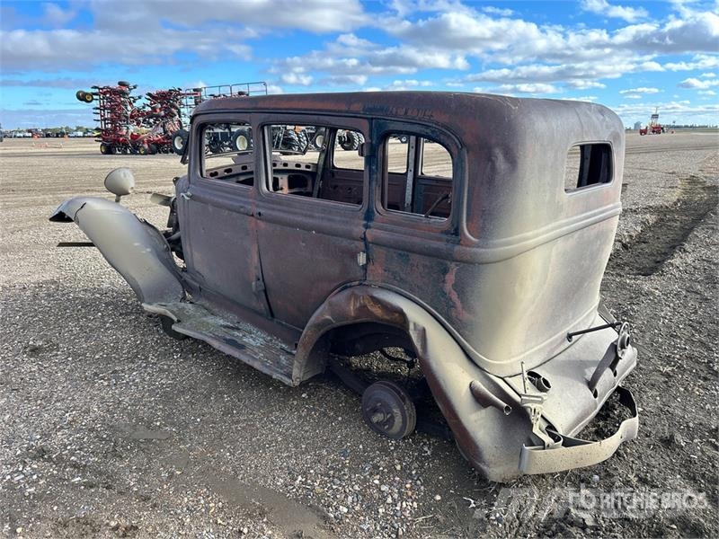 Antique Car (Inoperable) Outros Florestal