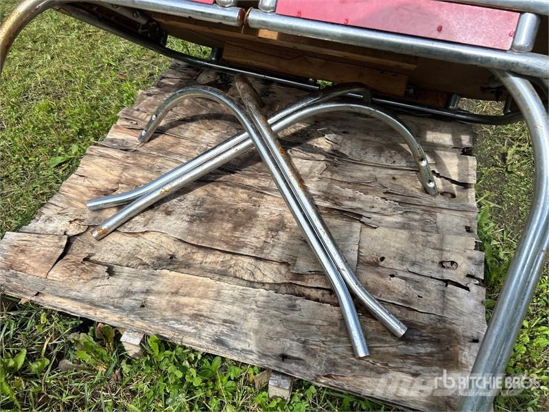  Antique Table Строителство - Други