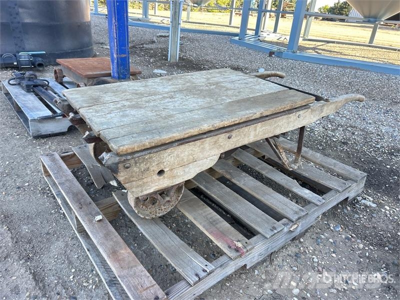 Antique Wooden Platform Scale Kamionske vage