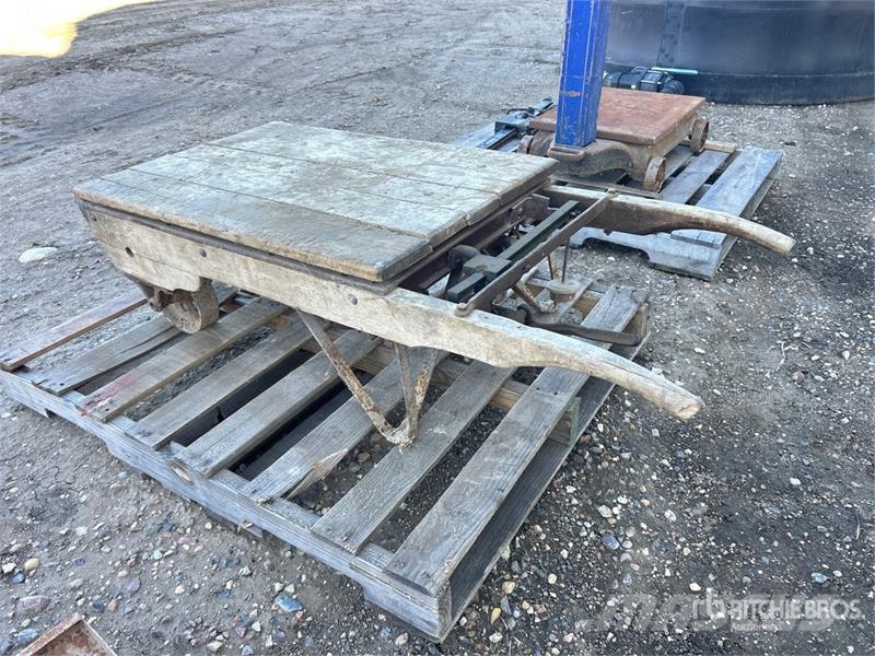 Antique Wooden Platform Scale Kamionske vage