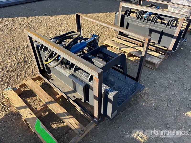 Anton Equipment MINI-HYWD 49 in Skid Steer Grapple Grappin