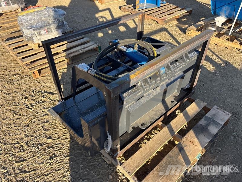 Anton Equipment Mini-HYBZ 49 in Skid Steer Grapple Grappin