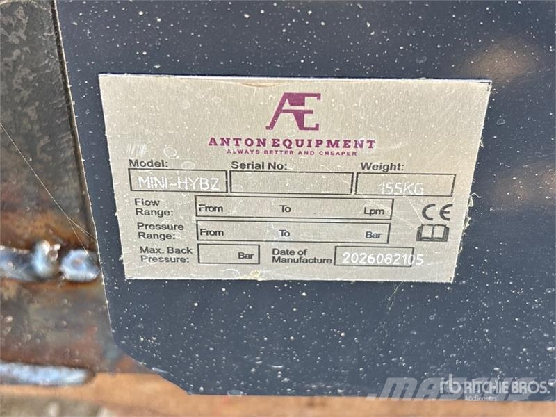 Anton Equipment Mini-HYBZ 49 in Skid Steer Grapple Grappin