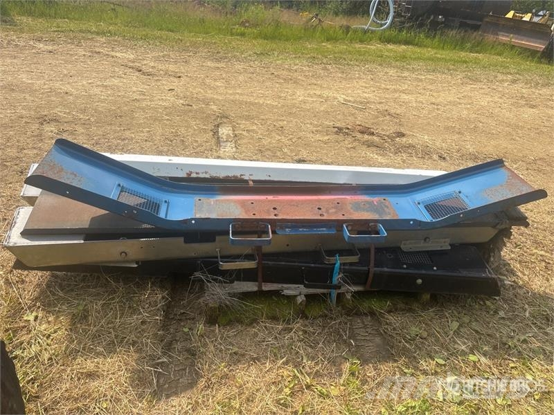 Approx. (8) Heavy Truck Bumper Ostale kargo komponente