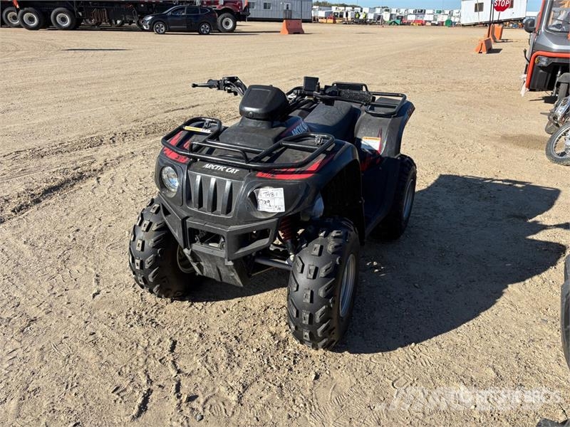 Arctic Cat 4x4 ATV ATV