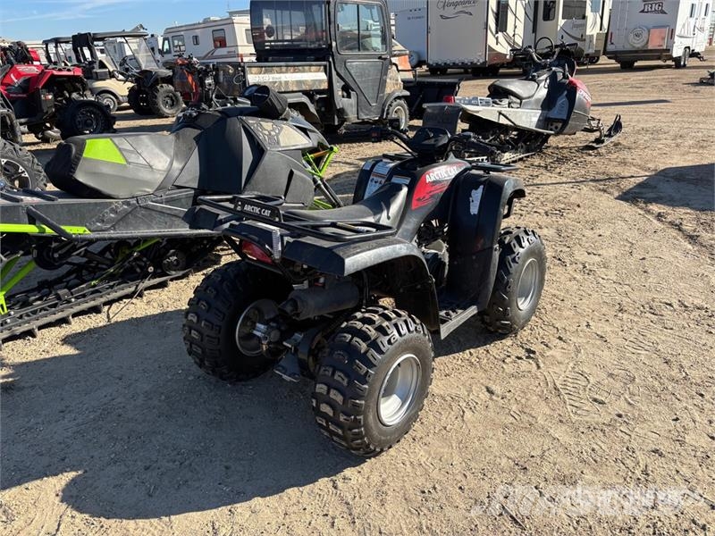 Arctic Cat 4x4 ATV ATV