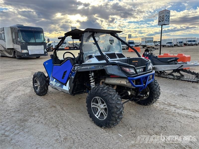 Arctic Cat 4x4 Side By Side سيارات