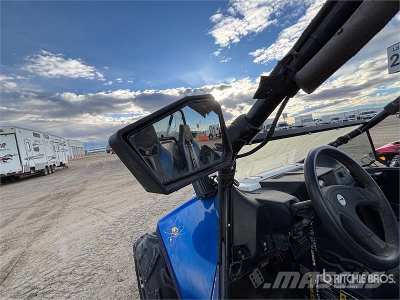 Arctic Cat 4x4 Side By Side سيارات