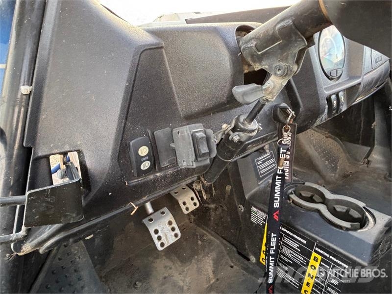 Arctic Cat 4x4 Side By Side سيارات