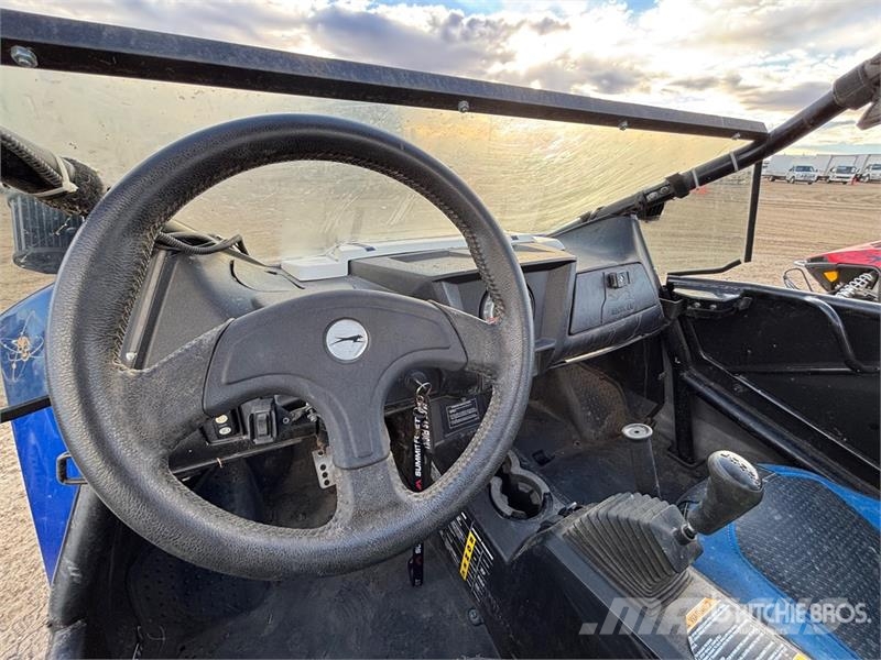Arctic Cat 4x4 Side By Side سيارات