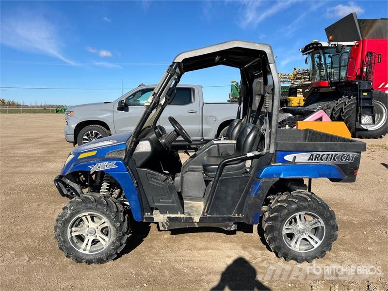 Arctic Cat 700 4x4 Side By Side سيارات