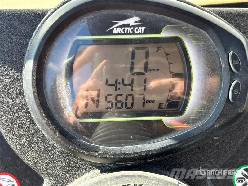 Arctic Cat 700 4x4 Side By Side سيارات